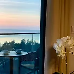 Blue Reef 6th Floor Sea View מידזיזדרויה
